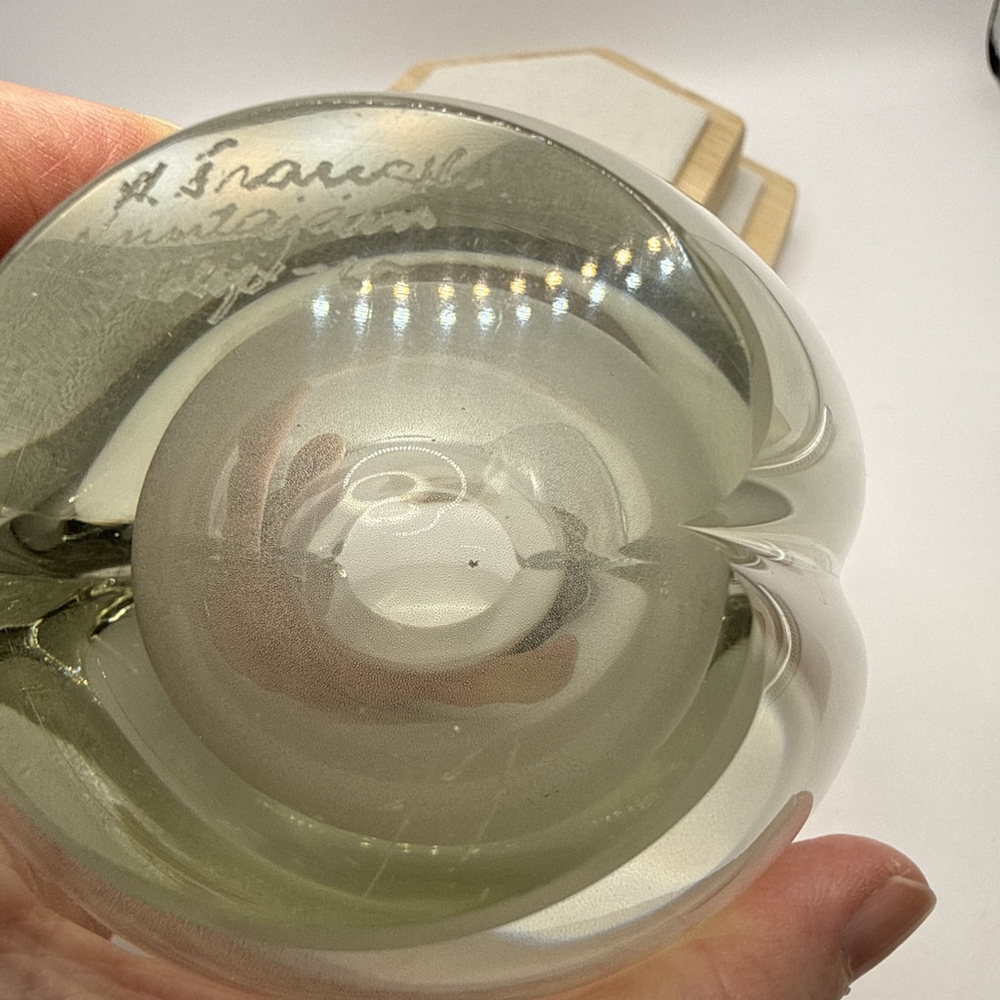 Vtg. MCM "Usva" art glass vase by Kaj Franck for Nuutajärvi Notsjö, Finland 5” - Picture 9 of 14